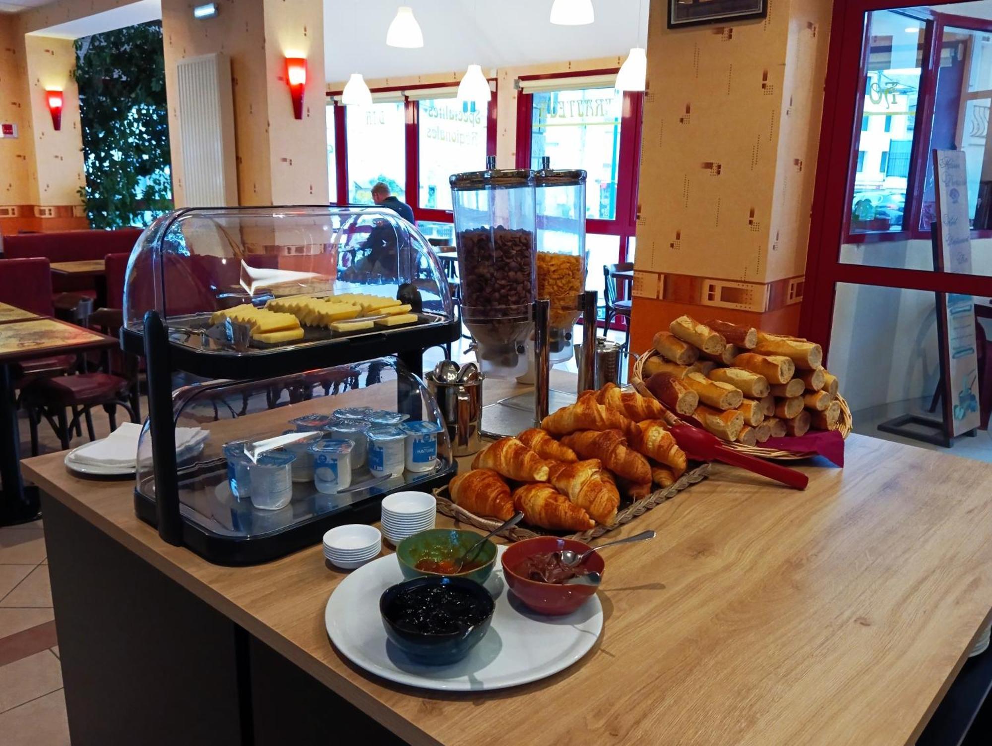 Hotel Restaurant Prunieres Aumont-Aubrac Dış mekan fotoğraf